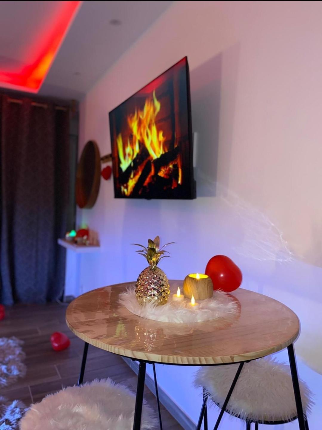 So'Spa Appart' Jacuzzi & Bien-Etre Линголшем Экстерьер фото